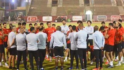 موسيماني يطالب لاعبي الأهلي بإغلاق ملف لقاء القمة والتركيز في مواجهة سموحة