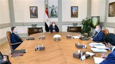 موجز الرابعة| الرئيس السيسي يوجه بترسيخ نهج الدولة...ووزارة النقل تكشف عن إجراءات عاجلة