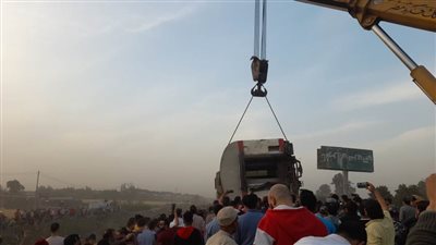 حبس سائق قطار طوخ و4 آخرين