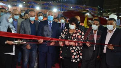 وزيرة الثقافة ومحافظ الجيزة يفتتحان معرض فيصل الرمضانى للكتاب 