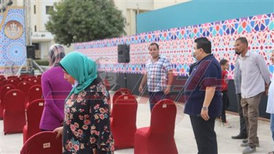 خالد جلال يتفقد تجهيزات مسرح ساحة الهناجر لاستقبال 