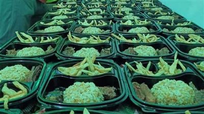 مصر الخير توفر وجبات 