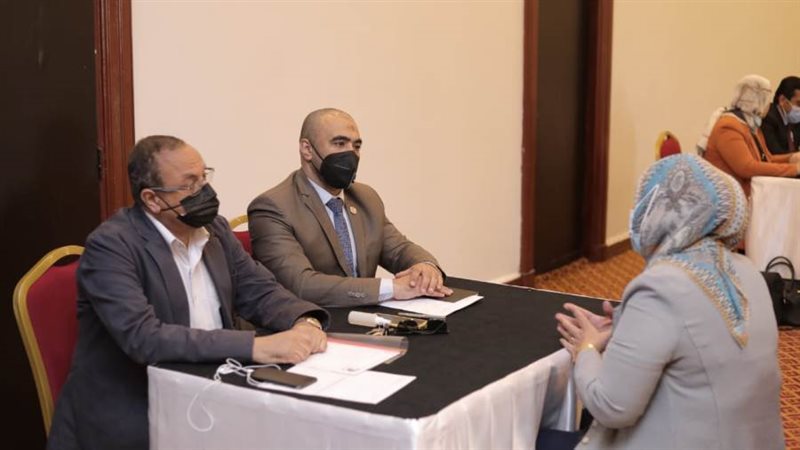 مقابلات المتقدمين