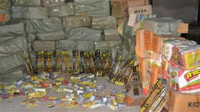 ضبط أكثر من ٣٠ ألف قطعة ألعاب نارية بحوزة أحد الأشخاص بالقليوبية