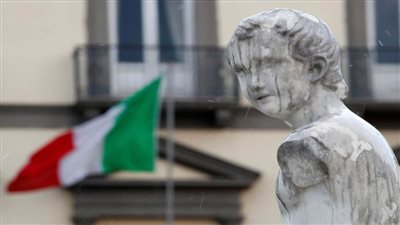 حصل على راتبه.. إيطالي يتغيب عن العمل لـ15 عاما!