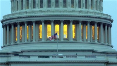 صحيفة: واشنطن أبدت استعدادا لتخفيف العقوبات عن قطاعات صناعية إيرانية