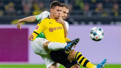 بوروسيا دورتموند يفوز على يونيون برلين 2-0 في الدوري الألماني