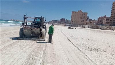 محافظ الإسكندرية : جار العمل على رصف ٩ شوارع بنطاق حي العجمي