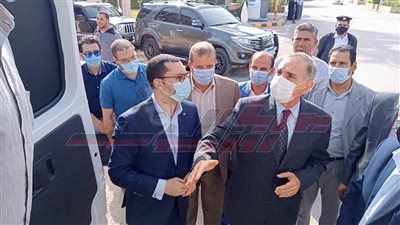  محافظ كفر الشيخ يتفقد أولى سيارات المراكز التكنولوجية المتنقلة