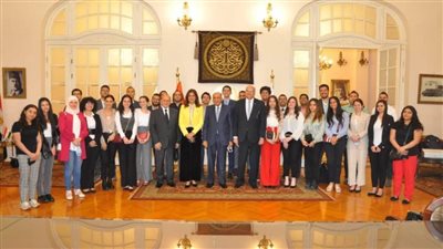 مجلس الدولة يستقبل وفد شباب الدارسين بالخارج بحضور وزيرة الهجرة… صور 