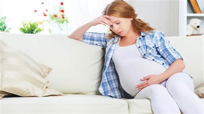 واعظة بالأزهر تجيب.. هل للمرأة الحامل رخصة للإفطار في رمضان؟