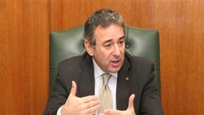 سفير مصر في لندن ووزير الدولة البريطاني يتباحثان حول تطورات سد النهضة