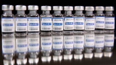 يورونيوز: مصر تتحول إلى مركز إقليمي لتصنيع اللقاح المضاد لكورونا