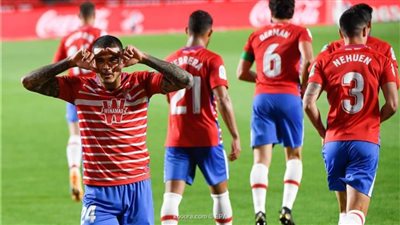 فوز غرناطة على إيبار 4-1..وريال سوسييداد على سيلتا فيجو 2-1 في الليجا