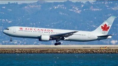 كندا تعلق السفر من الهند وباكستان للشهر المقبل