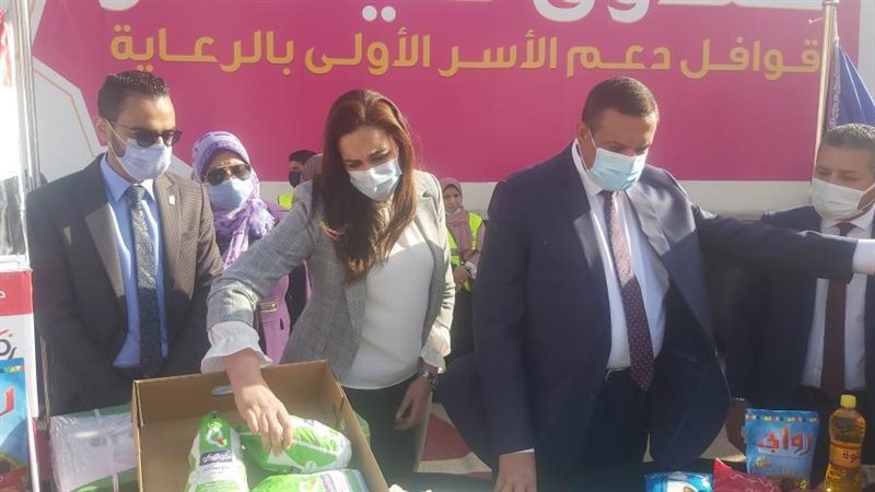 محافظ البحيرة يتفقد