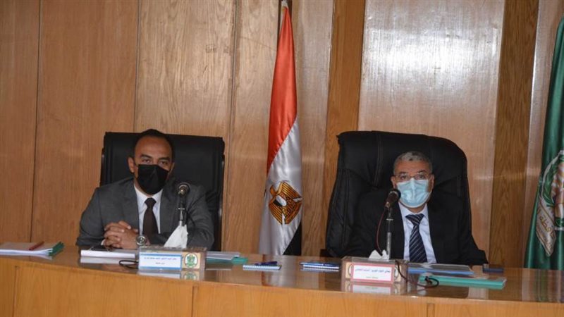 محافظ المنيا يتابع