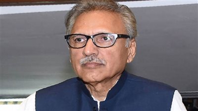 الرئيس الباكستاني يعرب عن مخاوفه من تفشي موجة ثالثة لفيروس كورونا