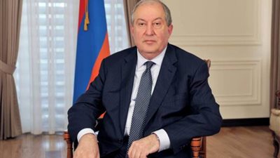 الرئيس الأرميني يوقع مرسوما بقبول استقالة حكومة نيكول باشينيان