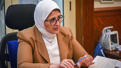 وزيرة الصحة تعلن التحاق ١٠ آلاف طبيب ضمن الزمالة المصرية