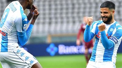 نابولي يفوز على تورينو بهدفين نظيفين في الدوري الإيطالي