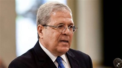 وزير الخارجية التونسي يبحث هاتفيا مع نظيره الفرنسي سبل الارتقاء بالعلاقات الثنائية