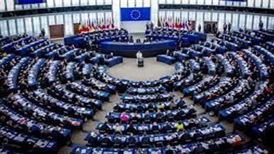 البرلمان الأوروبي يوافق على اتفاق التجارة بعد بريكست بين الاتحاد الأوروبي وبريطانيا