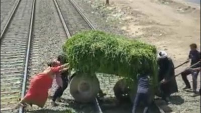 سائقو القطارات انقذوا ركاب قطار الركاب والنوم بقليوب وأسوان من حوادث تصادم