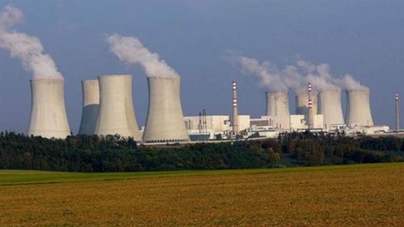 مفاعلات نووية