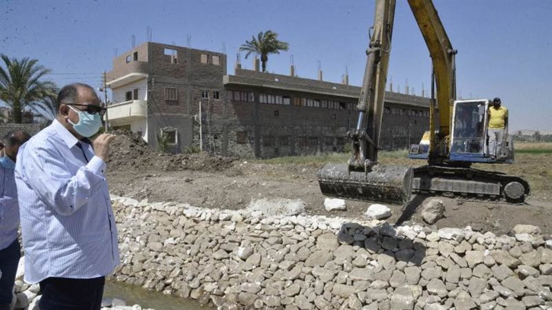 محافظ أسيوط يتفقد