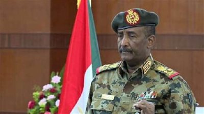 البرهان يؤكد الحرص على تطوير القوات المسلحة السودانية