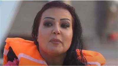 سمية الخشاب لرامز جلال: لسانك عايز قطعه