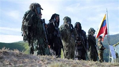 فنزويلا.. مقتل 8 جنود بمعارك مع جماعات مسلحة على الحدود الكولومبية