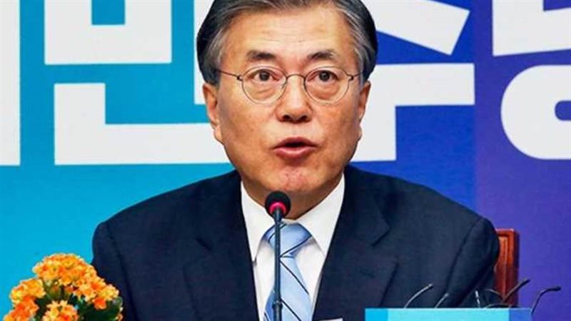 الرئيس الكوري مون