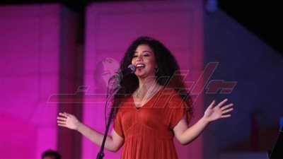 المطربة نوران أبو طالب تتألق في جولة غنائية رمضانية بدار الأوبرا