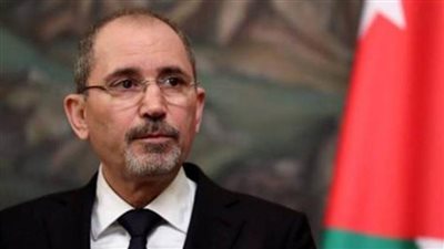 وزير الخارجية الإماراتي ونظيره السعودي يبحثان آفاق التعاون الثنائي في المجالات كافة