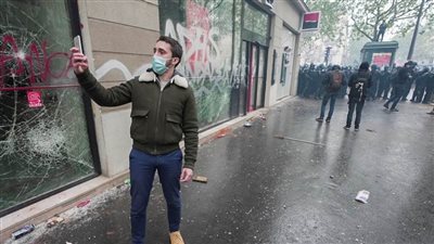 فرنسا.. اعتقال العشرات أثناء احتجاجات حاشدة بعدة مدن