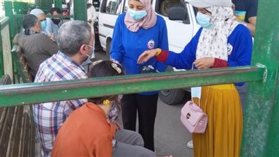 محافظ أسيوط: فرق التواصل المجتمعي لوزارة الصحة تواصل توعية مواطني المحافظة بالوقاية من فيروس كورونا