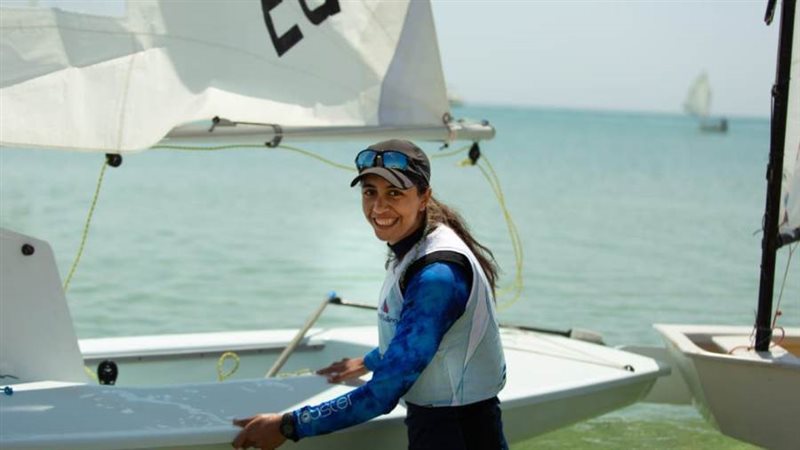 خلود منسي نجمة الشراع