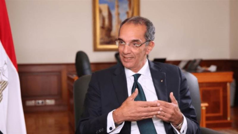 وزير الاتصالات