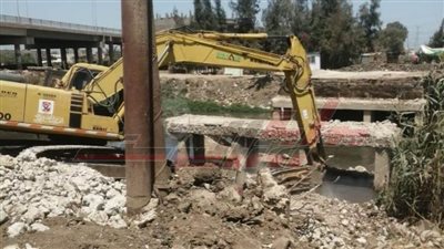 استئناف أعمال إحلال وتجديد كوبري الهكس بكفر الشيخ