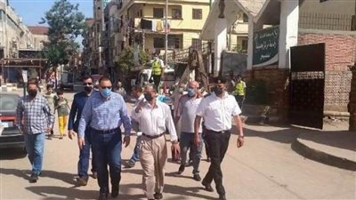 محافظ الشرقية يتابع أعمال الرصف بشوارع ومدن المحافظة