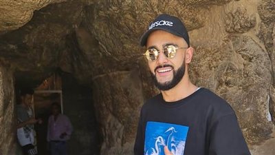أشهر مدون روسى يزور الأهرامات والمتحف المصرى