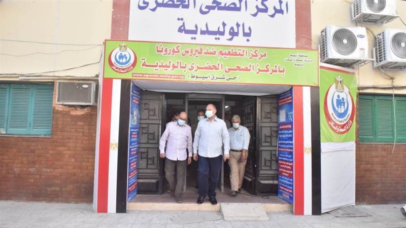 محافظ أسيوط يتفقد