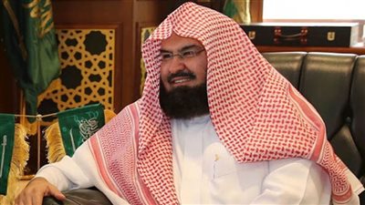 السديس يلتقي  بوزير الثقافة والإعلام السوداني