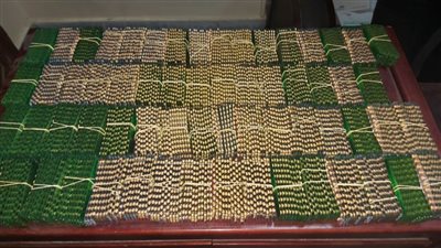 ضبط شخص يروج  لأدوية مجهولة المصدر ومحظور تداولها عبر مواقع التواصل الاجتماعى