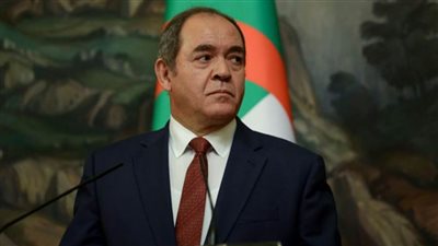 وزير الخارجية الجزائري يتصل هاتفياً بنظيره الكوبي