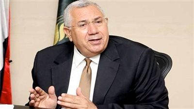 وزير الزراعة يقرر إغلاق جميع الحدائق التابعة للوزارة التزاما بقرار مجلس الوزراء