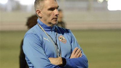 كارتيرون يُعلن قائمة الزمالك في مواجهة سموحة