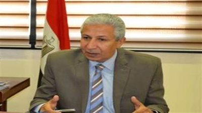 رئيس الثروة السمكية يبحث استخدام التكنولوجيا في المزارع السمكية